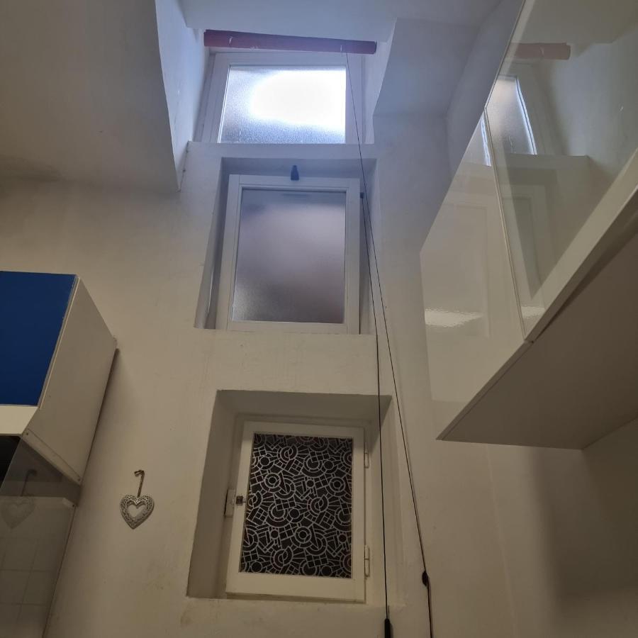 Monolocale Studio Flat بيرودجا المظهر الخارجي الصورة